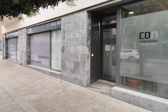 A peu de carrer · Carrer d'Euzkadi, 6, baixos